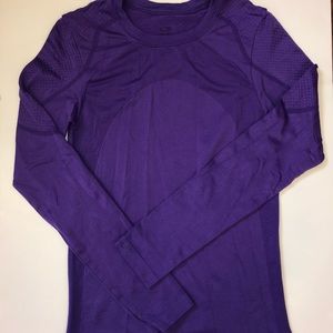 Champion Tops - ✨Long sleeve seamless workout top Champion Tops - ✨Long sleeve seamless workout top